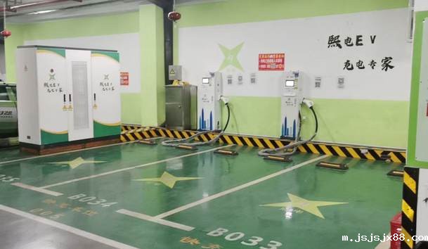 地下停车场电动星空体育足球官网下载分体式充电堆项目案例 地下停车场电动星空体育足球官网下载分体式充电堆项目案例