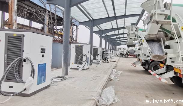 山西临汾某物流园区充电站360kW重卡专用充电桩项 山西临汾某物流园区充电站360kW重卡专用充电桩项